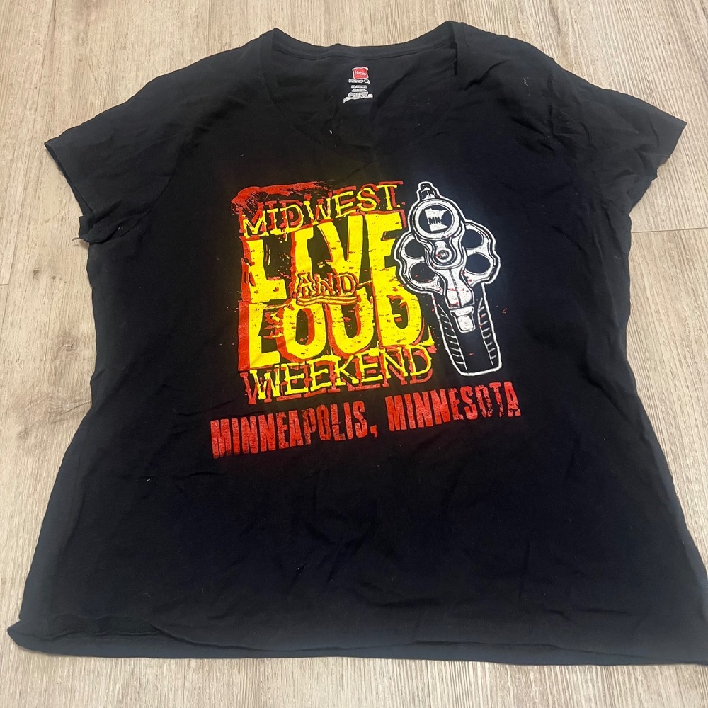 Live and Loud Weekend T-Shirt Minneapolis Ladies XL Lower Class‎ Brats Lions Law